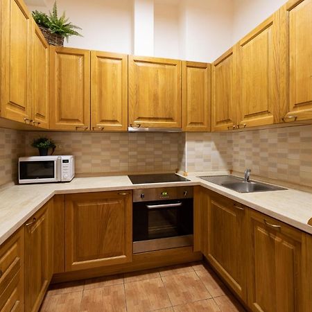 Luxury Apartment In Prime Location Praga Exterior foto