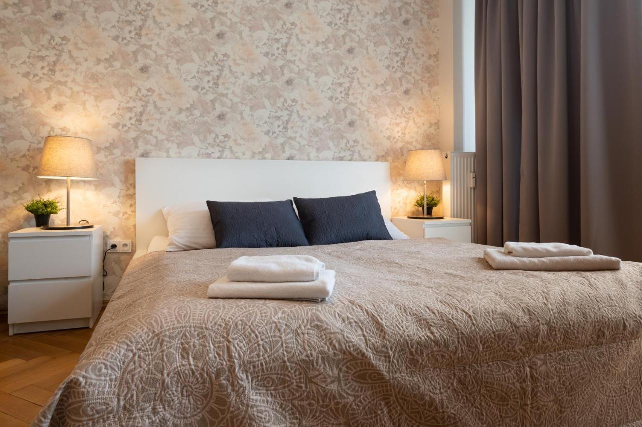 Luxury Apartment In Prime Location Praga Exterior foto