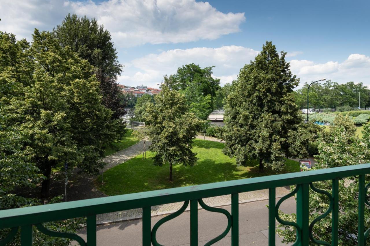 Luxury Apartment In Prime Location Praga Exterior foto