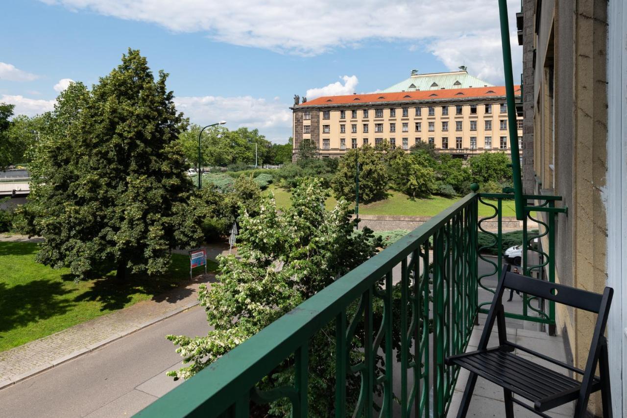 Luxury Apartment In Prime Location Praga Exterior foto